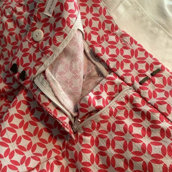 LOFT Riviera Coral Pink Geometric Print Flat Front Shorts 4 - Picture 5 of 6